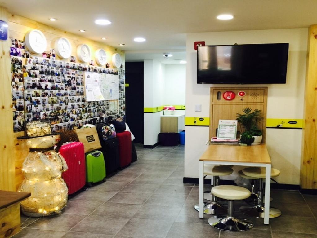 24 Guesthouse Myeongdong Avenue Seoul Ngoại thất bức ảnh