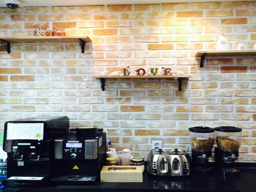 24 Guesthouse Myeongdong Avenue Seoul Ngoại thất bức ảnh