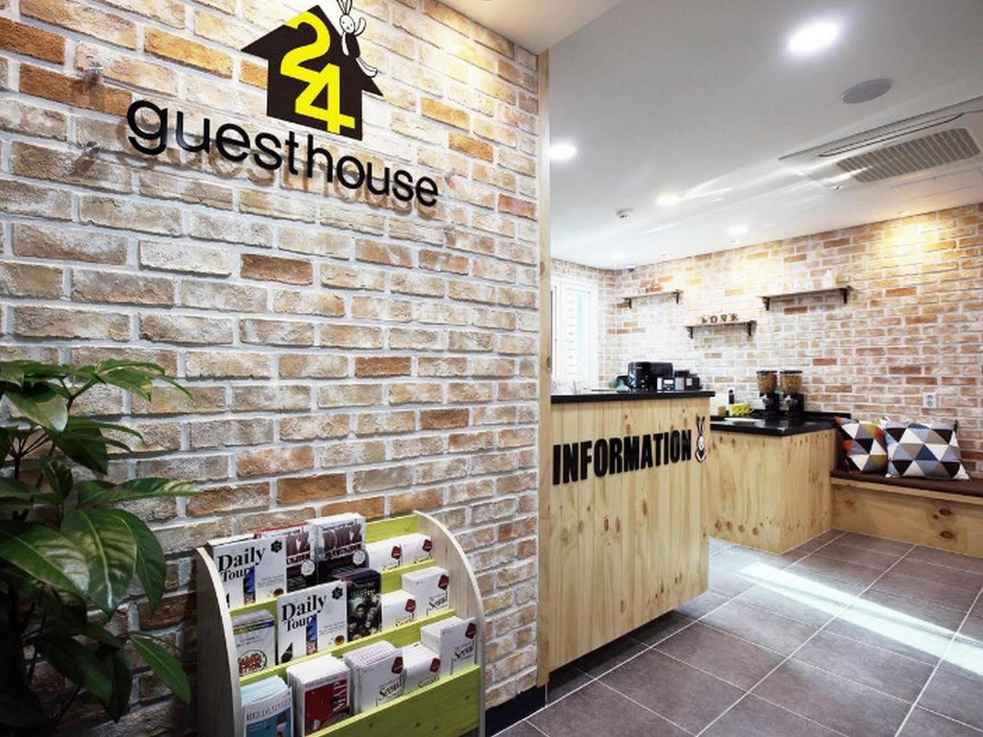 24 Guesthouse Myeongdong Avenue Seoul Ngoại thất bức ảnh