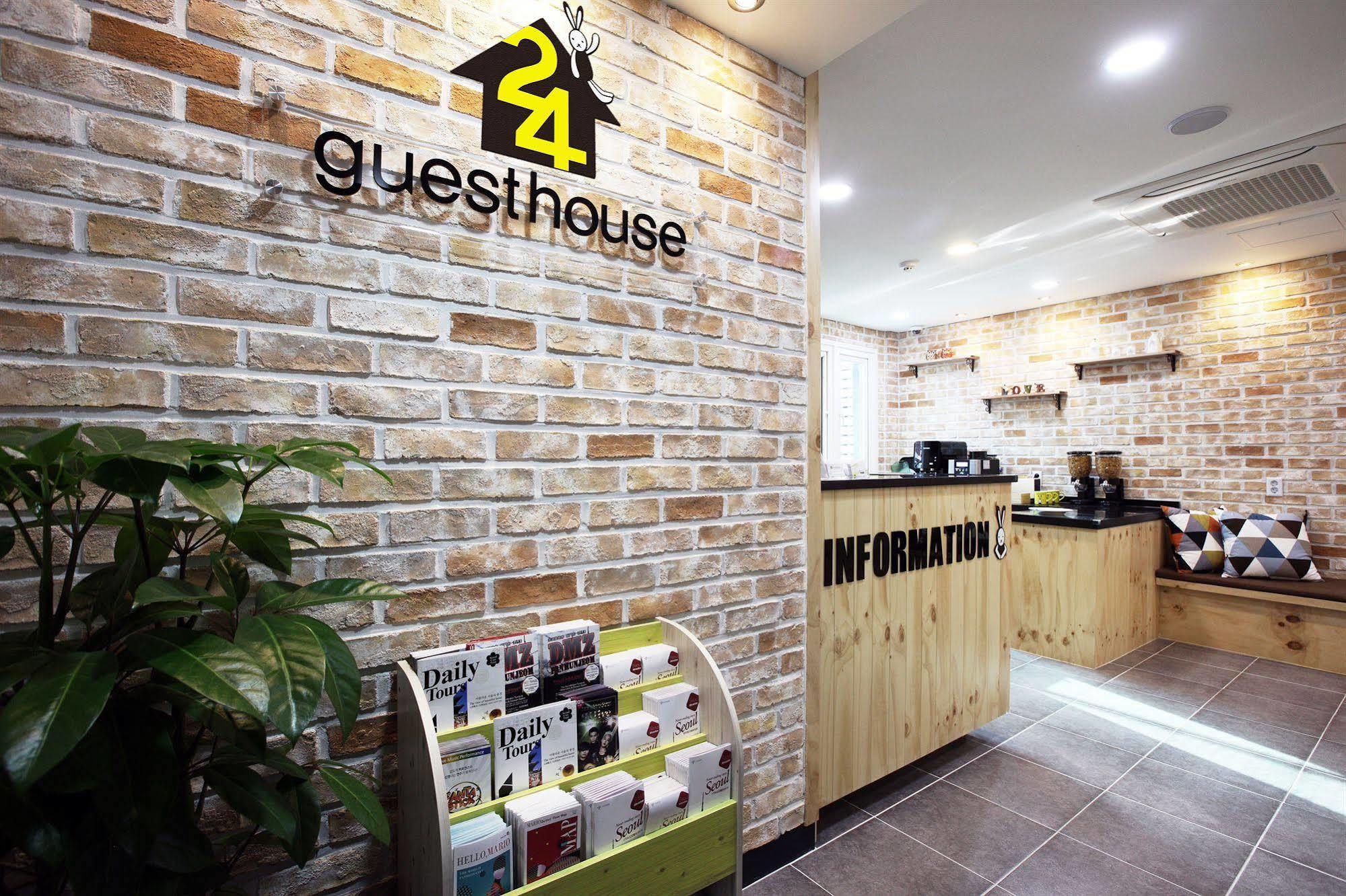 24 Guesthouse Myeongdong Avenue Seoul Ngoại thất bức ảnh