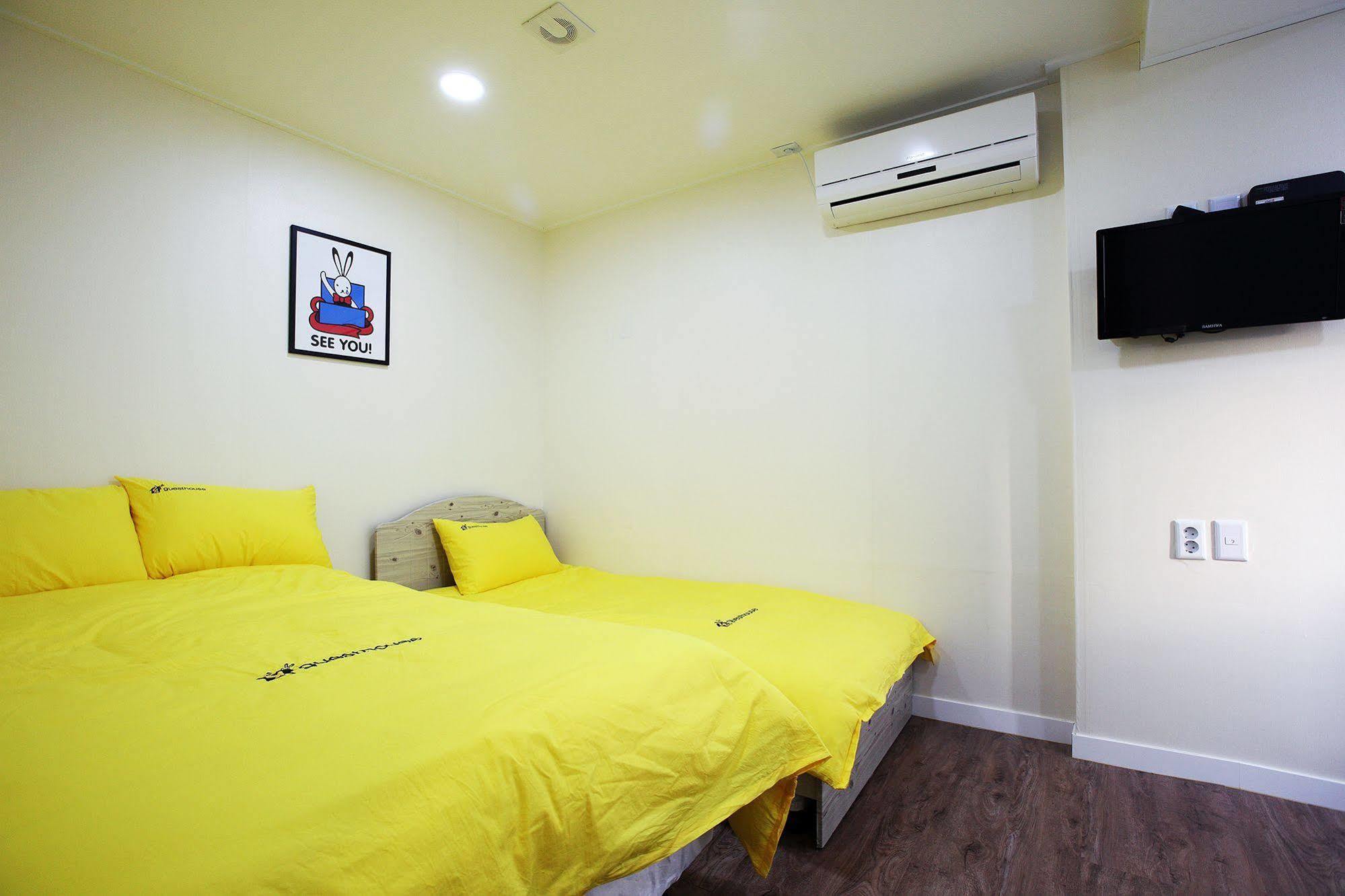 24 Guesthouse Myeongdong Avenue Seoul Ngoại thất bức ảnh