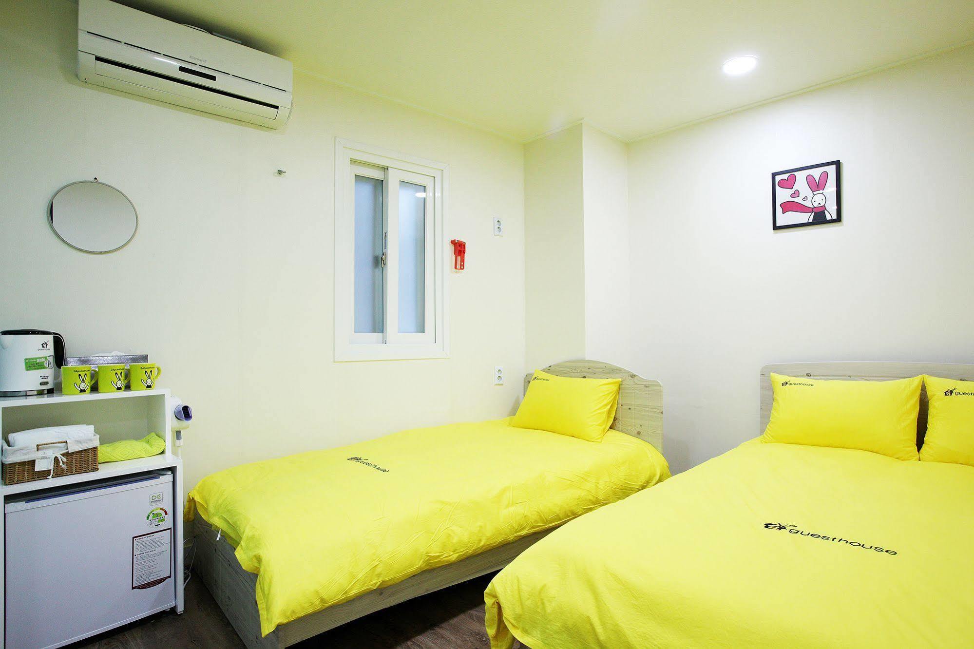 24 Guesthouse Myeongdong Avenue Seoul Ngoại thất bức ảnh